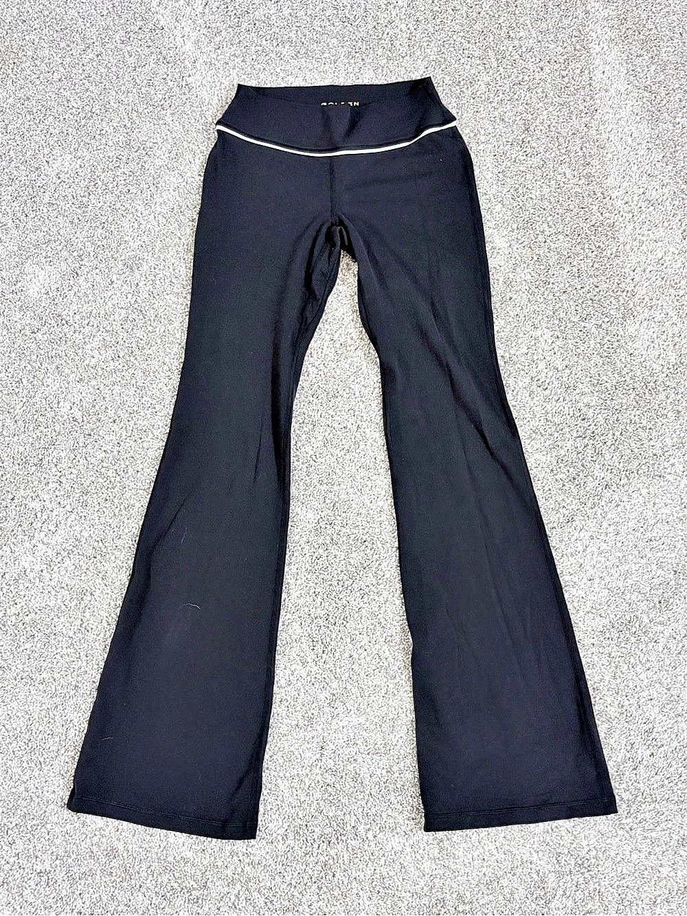 Aritzia Golden Black Flare Yoga Pants Size 6